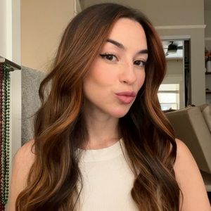 Meet your Posher, Amanda